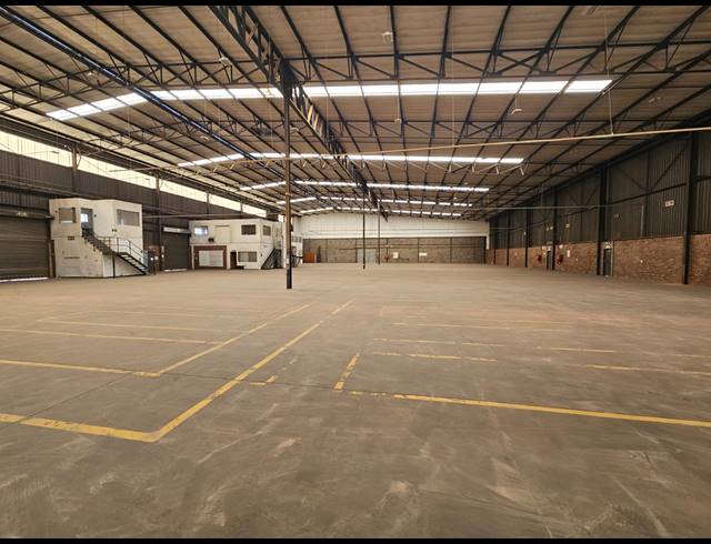 6,561M² WAREHOUSE TO LET IN HUGHES